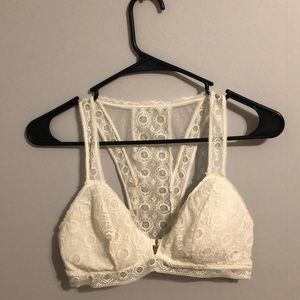 White lace bralette